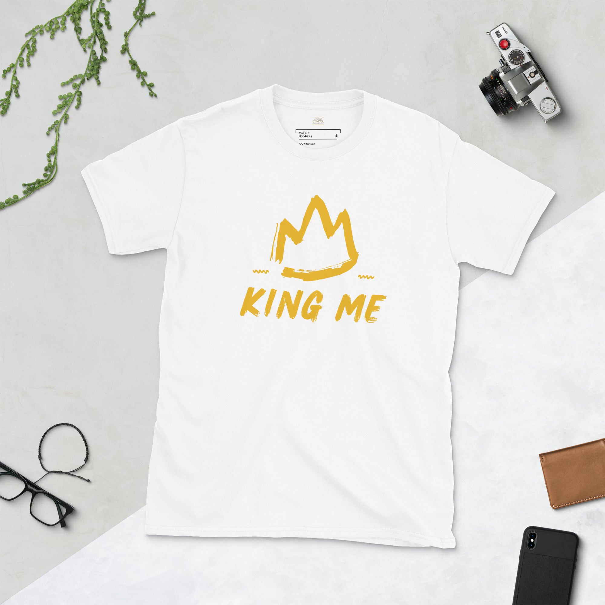 King Me Status Men's T-Shirt